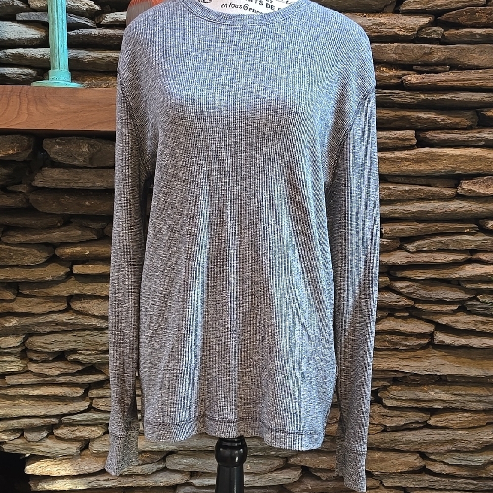 Size M - Banana Republic Gray Ribbed Long Sleeve Top
